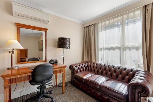 The Grand Hotel Launceston image 21