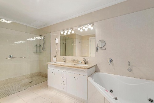 The Grand Hotel Launceston image 24
